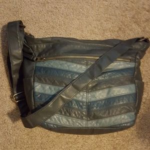 Bueno blue leather crossover bag lots of space!